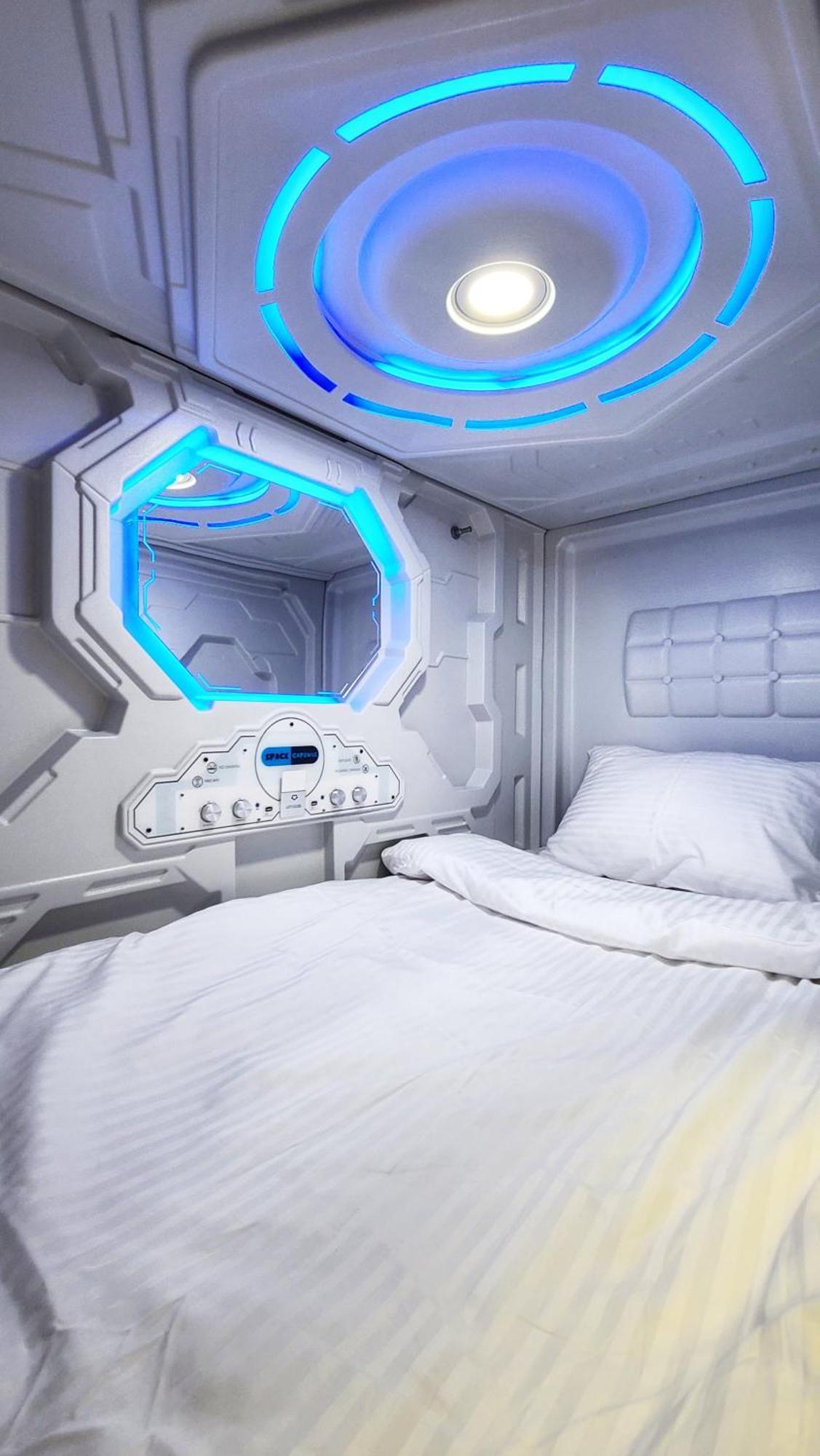 Capsula Hotel Erevan Exterior foto